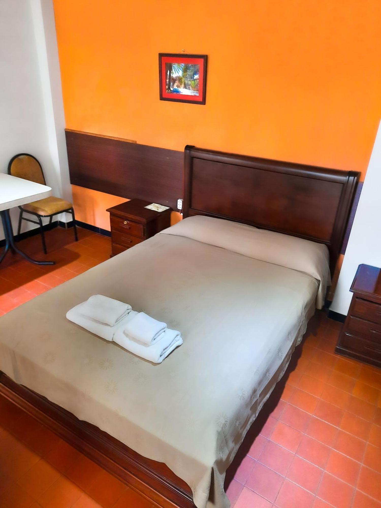 Cittadella Hostal ซูเกร ภายนอก รูปภาพ
